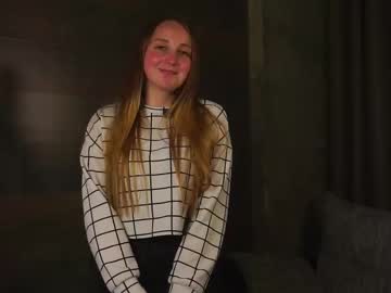 Leandragren, Hello! I'm #new here and it's my first day here. I'm #18 GOAL: ?Look at my beautiful green eyes? #teen #young #natural [34 tokens remaining], webcam photo