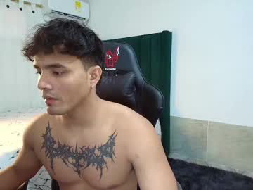 Lei_77, 22 years old, GOAL: CUM SHOW ? [1730 tokens remaining] Welcome to my room babys!... #new #showcum #yungmilk #18 #bigcock, webcam photo