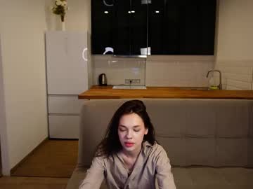 Lesliecapuchino_, Lets go this way together! Goal:kiss you  #new #skinny #18 #shy #cute [5 tokens remaining], webcam photo