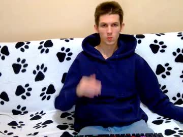 Lester_broo big cock cam stud 20 yrs streaming live