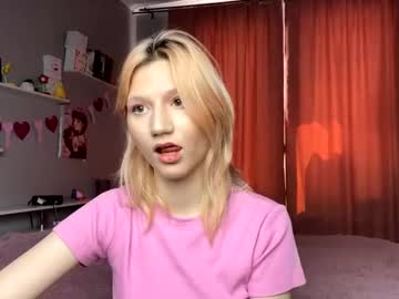 Leyasaolee • art19y • bugaria • public