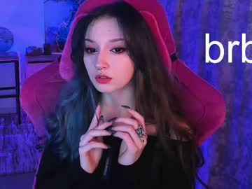 Lii_luu, 21 years old, GOAL: Show stockings [333 tokens remaining] Welcome to my room! #shy #nonude #18 #goth #new #smoke #cute, webcam photo