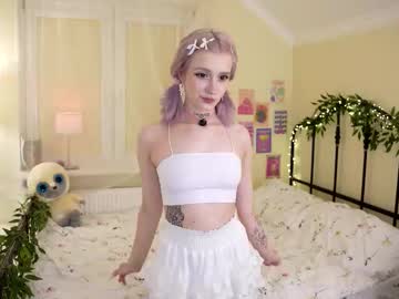 Lil_tweety, Hello! first day solo ? - Tongue Play - #teen #smoke #skinny #feet #18, webcam photo