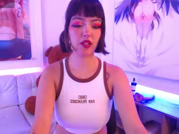 Squirting cam girl Lilcandy19 live now