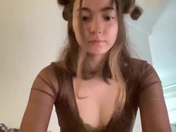 Lilellina, 20 years old, Good morning! :D Goal: Show outfit  #shy #new #cute #young [33 tokens remaining], webcam photo