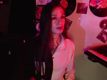 Lilithword • smalltits26y • Colombia • public