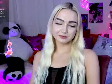 Linalirian, 20 years old, GOAL: Lina secret [55 tokens remaining] Welcome to my room! #feet #blonde #redhead #lovense #new, webcam photo