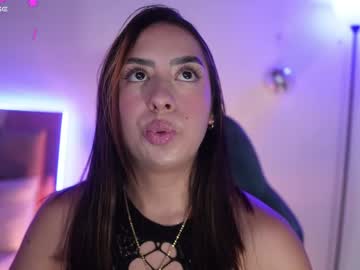Squirting cam girl Lincy_rios age 23 yrs live now
