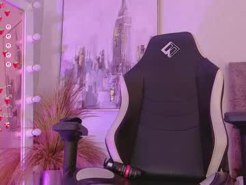 Squirting cam girl Linda_caroline age 21 yrs live now