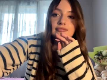 Little_anioneta, 18 years old, Goal Lift up my top and show my bra!<: My name is Catherine #new , new experience to me, hope it turns out well :3  #skinny #young #18 #shy [28 tokens remaining], webcam photo