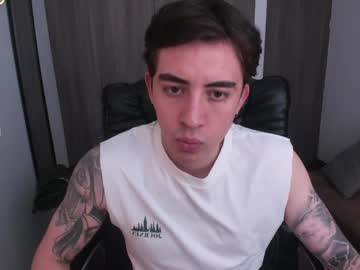 Muscle cam star Littleferxxo, 22 yrs