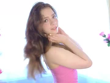 Lizbethbiers, 18 years old, Goal: Suck finger imagining dick! | My name is Amelia this is my good day here! I'm a very #shy and decided to try something #new for myself!! I'm #18 years old, and I feel very #young for you! #lovens, webcam photo