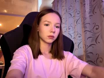 Lizbethhandford, 18 years old, Goal:  get up <3 Hello my name Is Lisa^^ I’m #new and it’s my first day #shy #teen #18 #brunette [24 tokens remaining], webcam photo