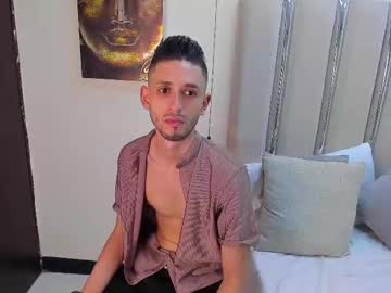 Loganbroocks, Come and Enjoy ??? #bigdick #muscle #latino #young #bigass, webcam photo
