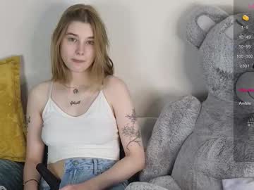 Lolly_fly, 20 years old, GOAL: Water to my top? ( Tits ) [279 tokens remaining] Welcome to my room! #blonde #18 #new #lovense #nude, webcam photo