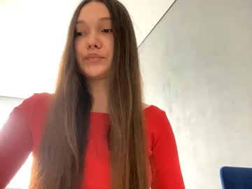 Loretanatcher, 18 years old, Goal  ?lift top and show belly button? Hello, I'm Lana, it's my second day here ^ I hope for your support ? #new #18 #shy #skinny #bigtits [89 tokens remaining], webcam photo