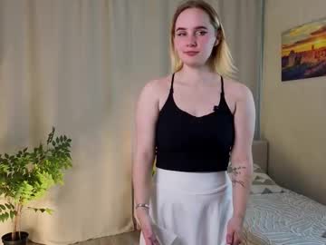 Lorialocust, 18 years old, Check my top for strength  ^_^ #new Vanessa here! Welcome my dear #shy #18 #young #bigboobs [42 tokens remaining], webcam photo