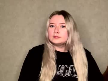 Feet Cams Live model Love4alma, age 18 streaming Foot Fetish VR