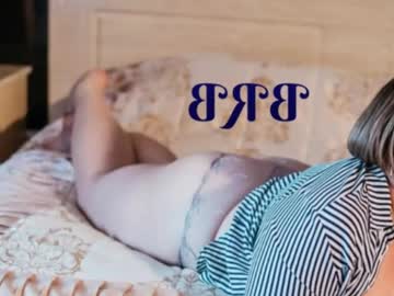 Hairy cam model Love_milanna, 48 yrs live now