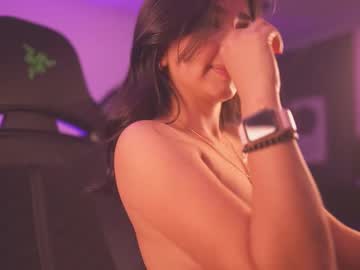 Hairy cam model Lovelyzoe_, 24 yrs live now