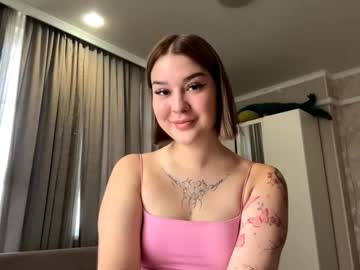 Lovieruyter, 18 years old, Goal: softy touches for my tiny tits ^^ I'm Sabina, a little #shy about my #smalltits because I'm #18, I'm the #young #new girl here [45 tokens remaining], webcam photo