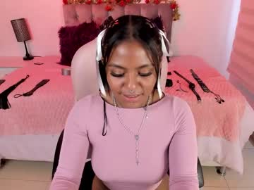 Hairy cam model Lucie_harper, 25 yrs live now