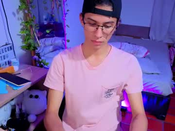 Live twink cam Luclawthorne, age 20 yrs nude and streaming