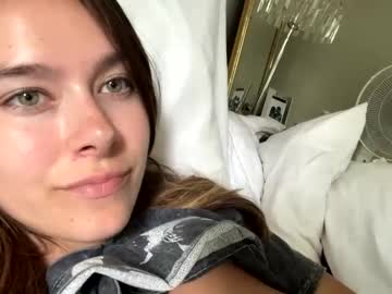 Lucy12821, 25 years old, take me to private #young #roommate #milf #blonde #greeneyes #prettypussy, webcam photo