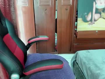 Squirting cam girl Luissa_s1 live now