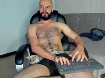 Hairy cam model Luke_diaz7, 35 yrs live now