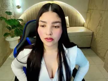 Luna__r, 18 years old, ? Heating up the room - #latina #daddy #new #smalltits #petite, webcam photo