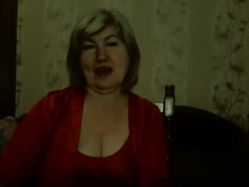 Luna_lure11, Hi I am #new here and very #shy #nonude #milf #natural Goal: Support me please [62 tokens remaining], webcam photo