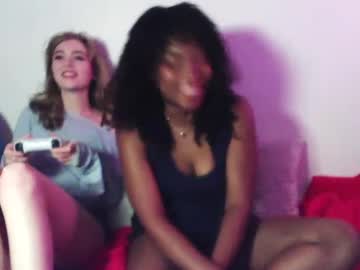 Luneforyou, 20 years old, hi, we're Sol and Luna! let's chat - Goal: Oil and play with boob [559 tokens left] #ebony #blonde #lesbian #new #bigboobs, webcam photo