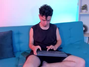 Live twink cam Lyon_069, age 21 yrs nude and streaming