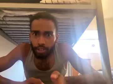 Live cam performer Mack283843 streaming now