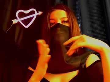 Mademoiselle_mystique • femdom • on your face • public