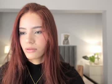 Squirting cam girl Madie_collins7 live now