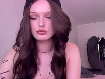 Maganluv, 24 years old, GOAL: i love you [1000 tokens remaining] Welcome to my room! #new #nonude #tattoos #smoke, webcam photo