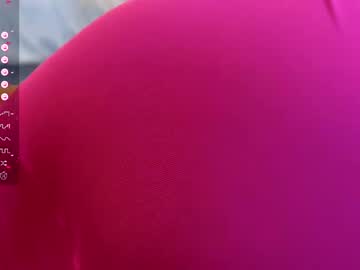 Magicpeaach, 32 years old, Goal: ??lovense conrol 10 min who last tip #dance #lovense #ukraine #new #cumshow - Next Goal: ??Water on body, webcam photo