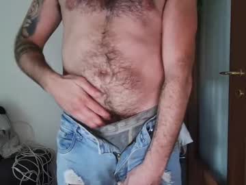 Maialinofriuli91, 33 years old, GOAL: play my [1000 tokens remaining] Welcome to my room! #oilshow   #bear #hairy  #18  #hairy, webcam photo