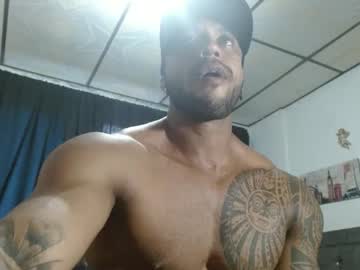 Muscle cam star Manolofitt, 26 yrs