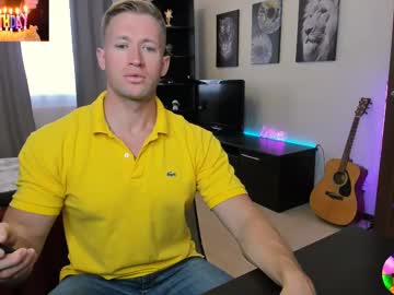 Marc105100, 35 years old, Hello everyone, I want to leave my country, and I'd love to make new friends! #bigcock #cum #bigdick #new #muscle #young, webcam photo