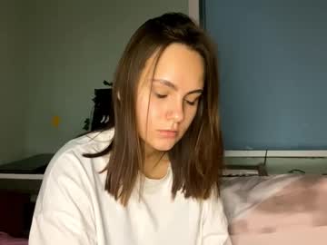 Mariamcleverley, 18 years old, Goal:lower shorts & Spank my ass  x5 Hello everyone I'm Mia would be glad to meet you and have a good time^^ #shy #skinny #18 #bigass #new [50 tokens remaining], webcam photo