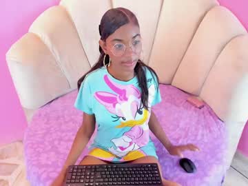 Marianrosse, 18 years old, ? Sweet & sexy Latina chocolate delight ? #latina #18 #teen #ebony #skinny, webcam photo