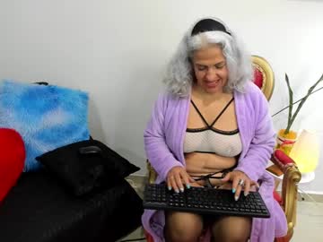 Live Milf Marilyn70 - Hot Milf Cams
