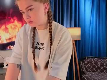 Mary__xoxo, GOAL: A flash of my boobs ? [44 tokens remaining] Hey hey Sofie here im new ? Welcome to my room! #new #teen #cute #natural #bigboobs, webcam photo