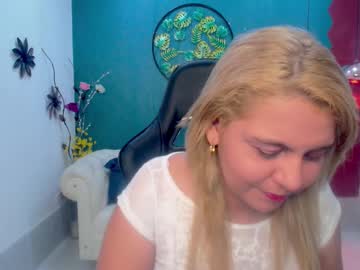 Mary_jeanxx, 33 years old, ? Your Personal Fuck Doll, No Limits:? #new #mature #blonde #natural #curvy, webcam photo
