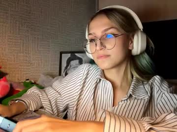 Maryaliceprinn, 18 years old, Goal: show sexy belly I am new here and your support is very important to me! Thank you! ^^ #teen #18 #cute #new #shy [333 tokens remaining], webcam photo
