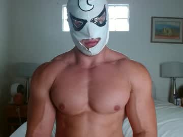 Muscle cam star Masked_muscled