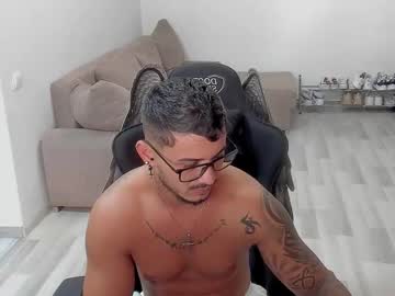 Feet Cams Live model Masterchris12, age 21 streaming Foot Fetish VR